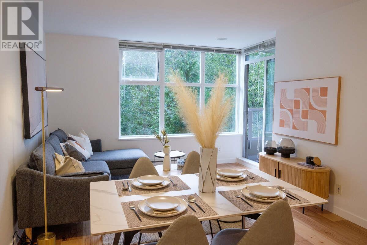 9232 University Crescent Unit 403 Cres, Burnaby, BC V5A 0A3