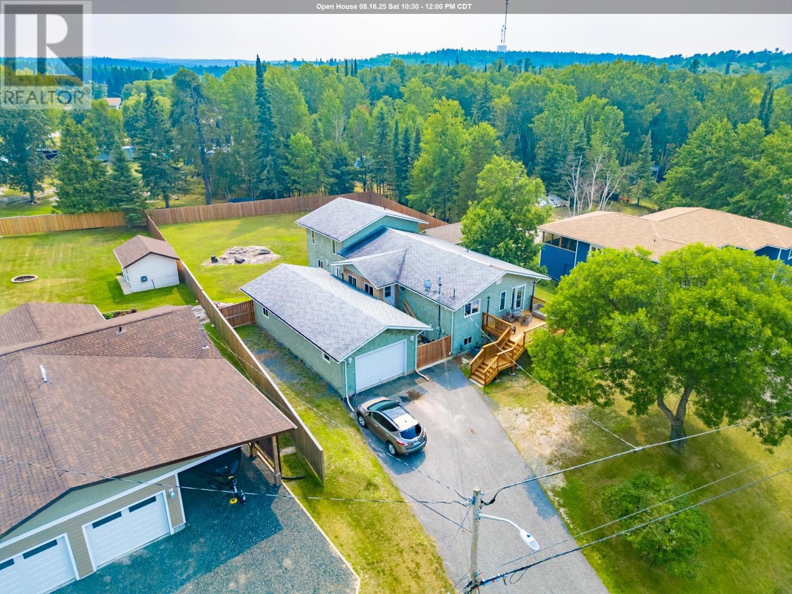 13 Bunny St, Kenora, ON P9N 4K9