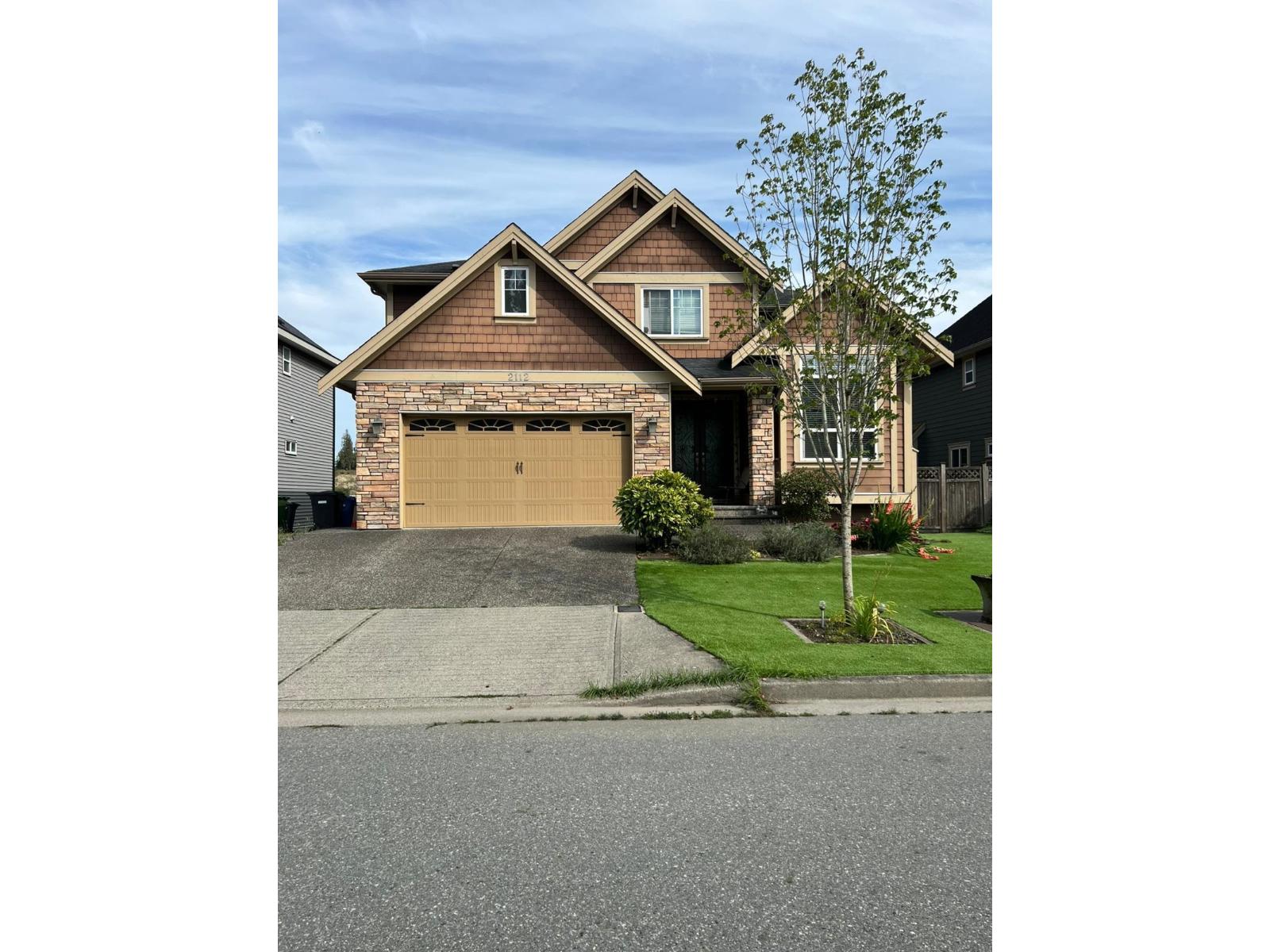 2112 Merlot Blvd, Abbotsford, BC V4X 0A6