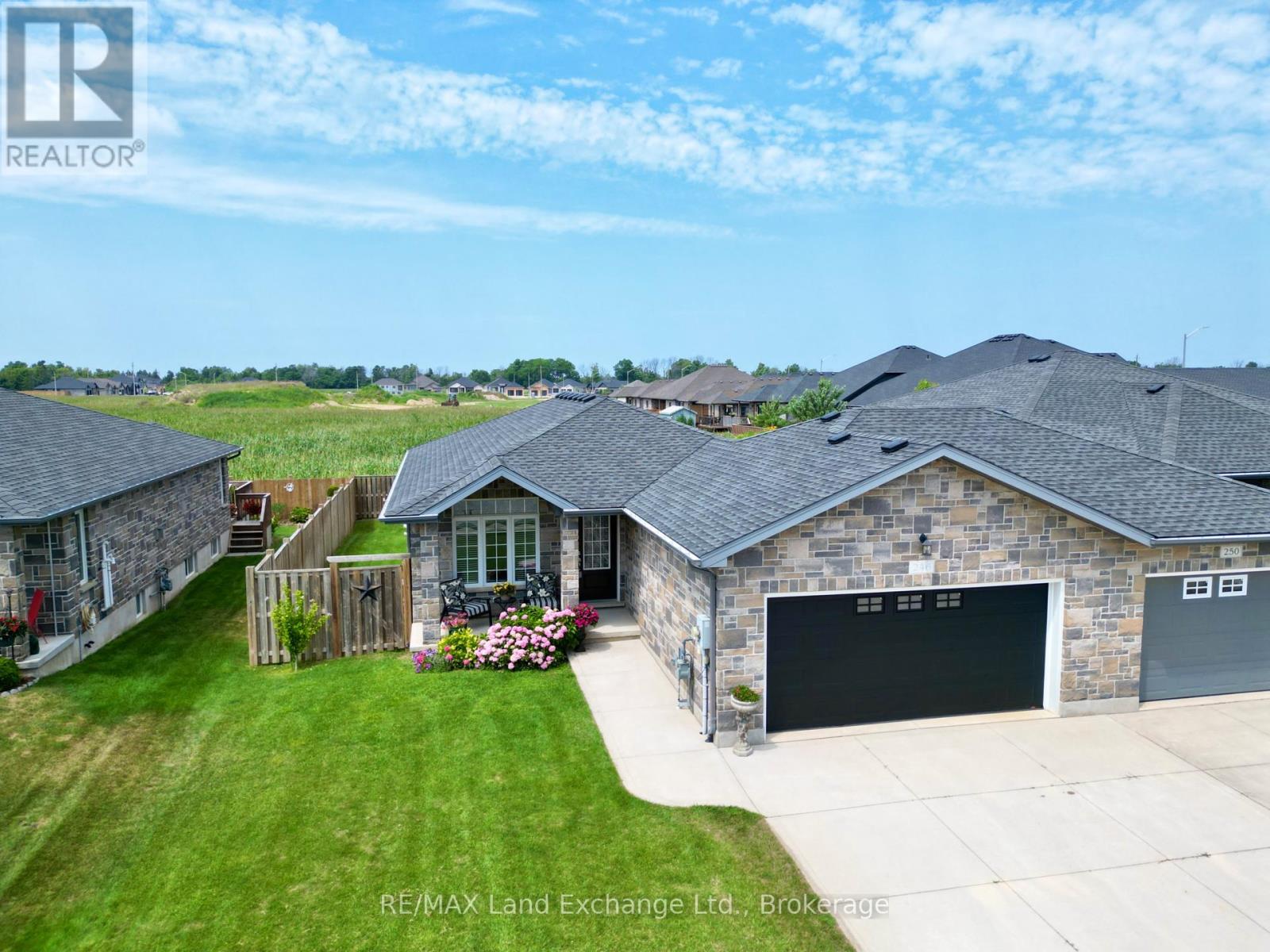 246 Stickel St, Saugeen Shores, ON N0H 2C1