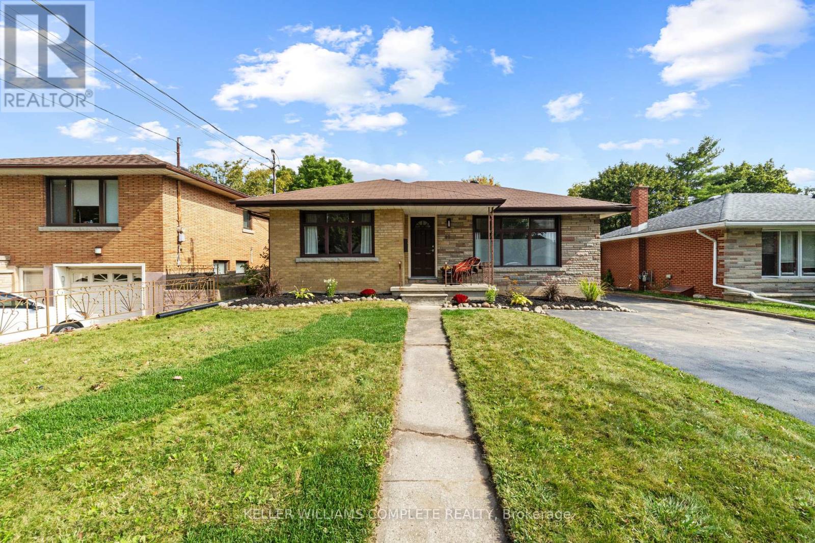 11 Calgary Ave, Guelph, ON N1E 4M1