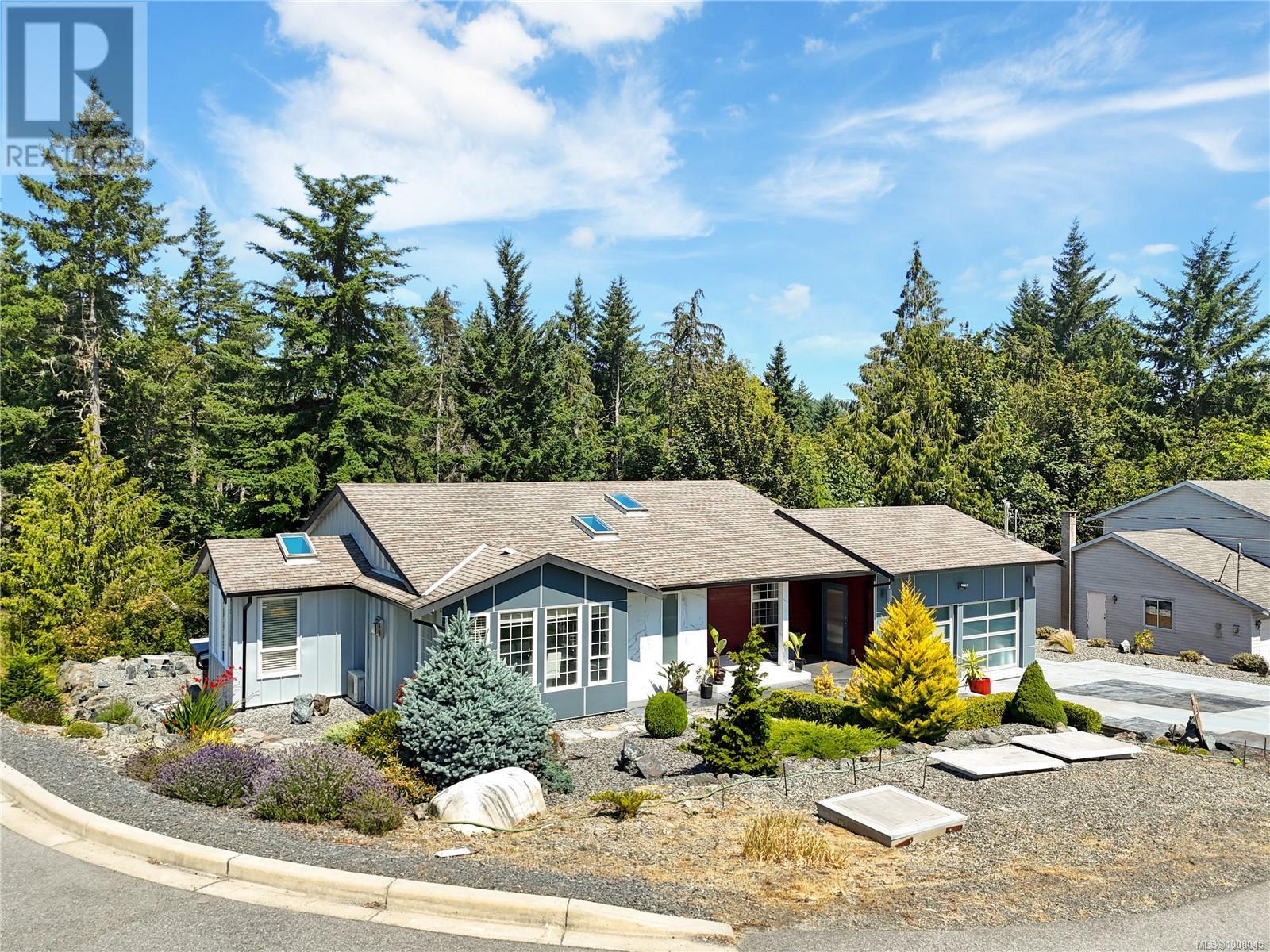 6856 Burr Dr, Sooke, BC V9Z 0L1