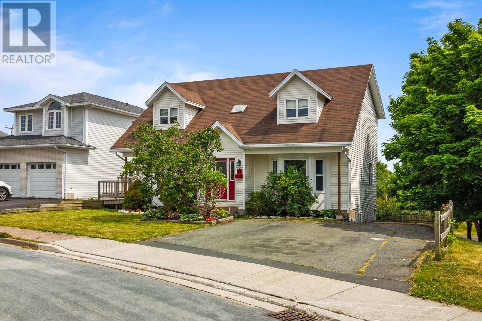 14 Salmonier Pl, St. John's, NL A1E 5V4
