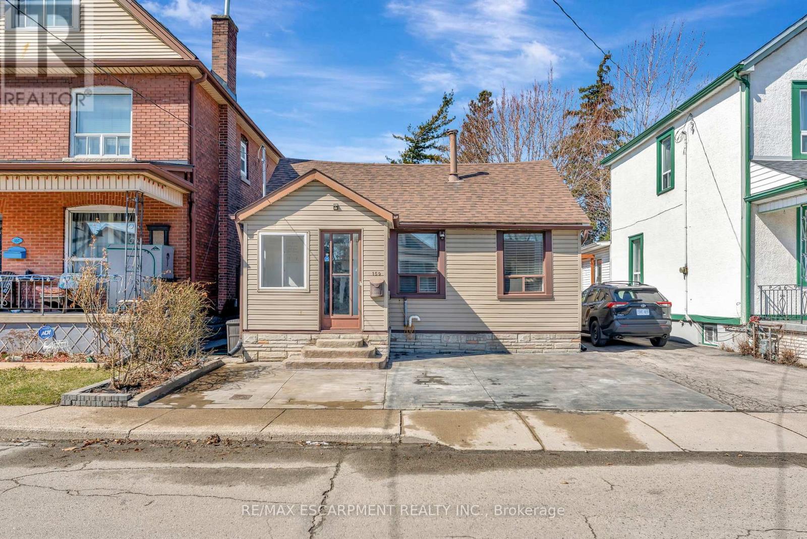 159 Grosvenor Ave N, Hamilton, ON L8L 7S7