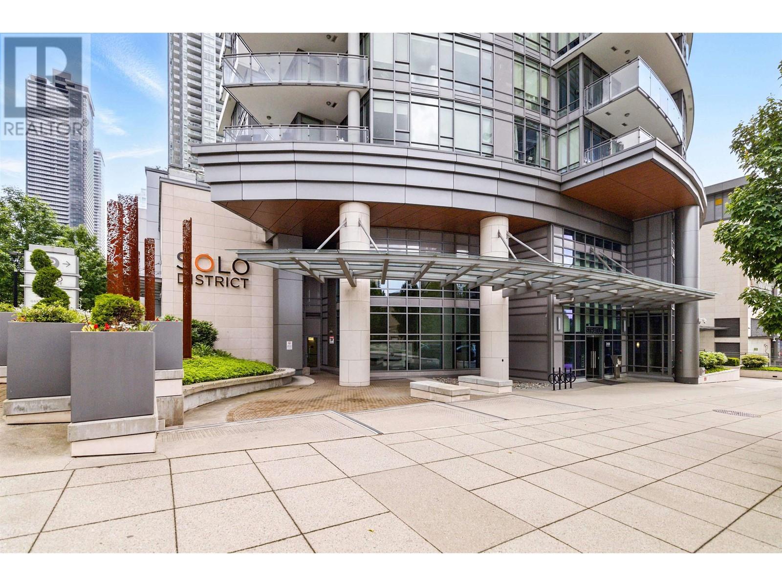 2008 Rosser Avenue Unit 1003, Burnaby, BC V5C 0H8