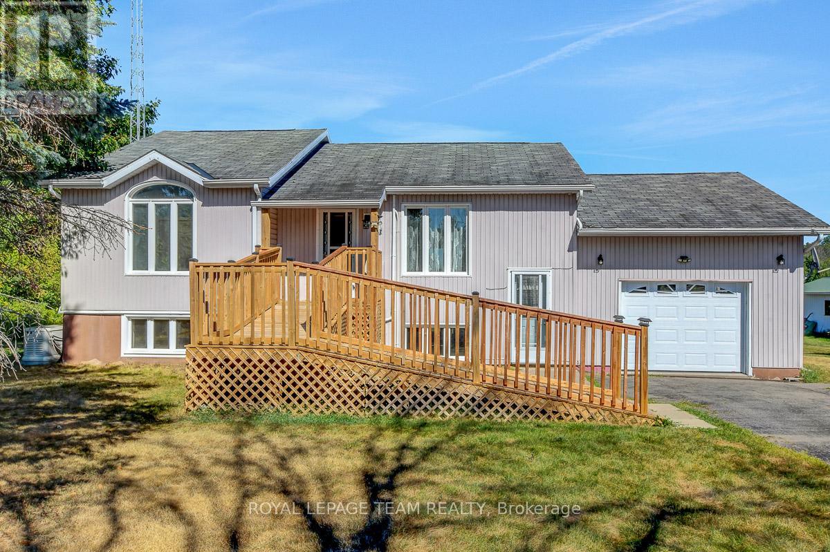 8055 County Rd 44 Rd, Edwardsburgh/Cardinal, ON K0E 1X0