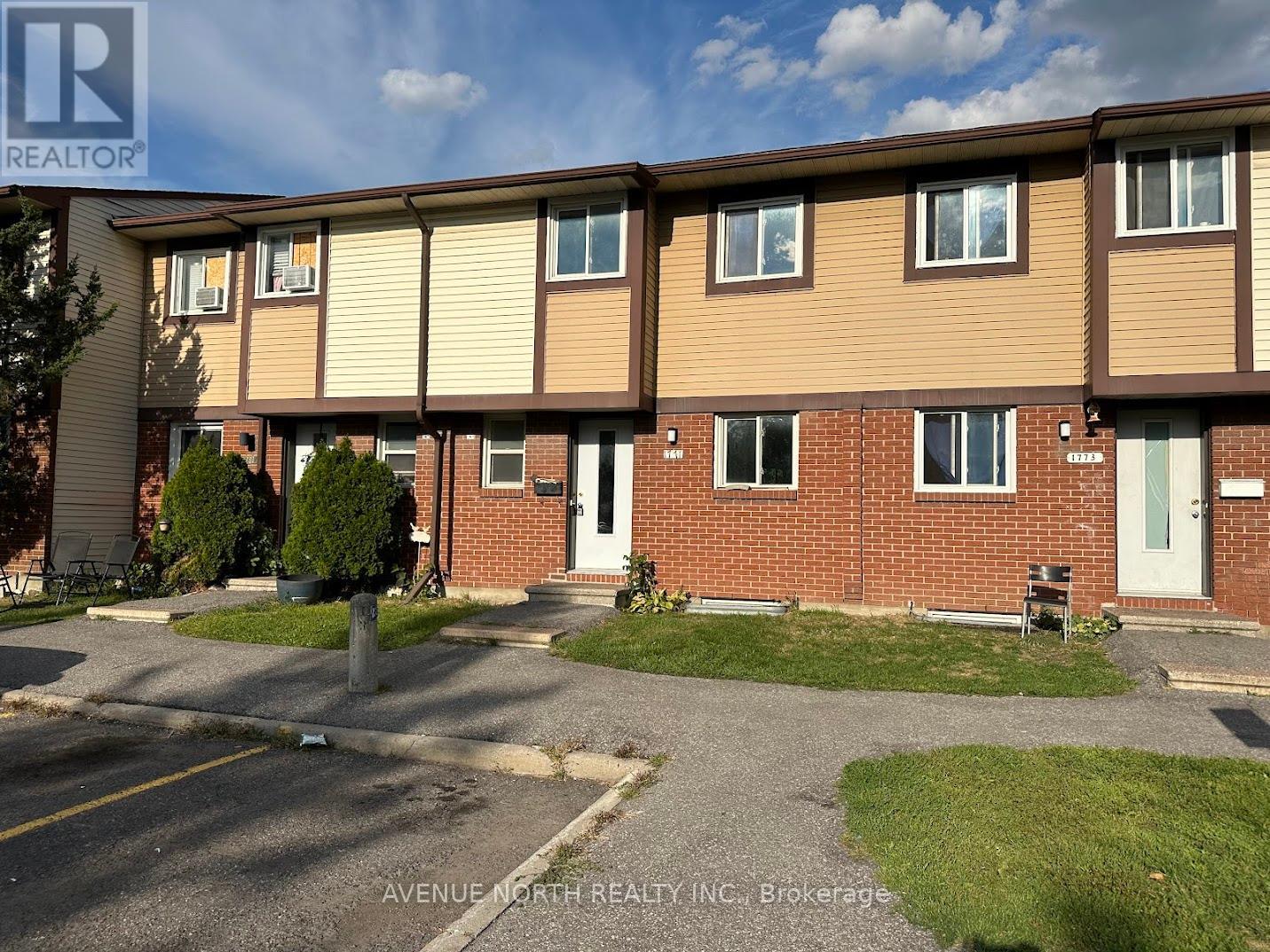 60 1771 Dondale St, Ottawa, ON K1B 5H7