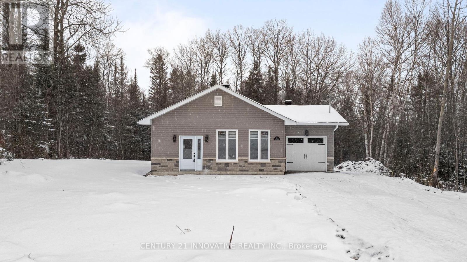 15 Grant Ct, South River, ON P0A 1X0