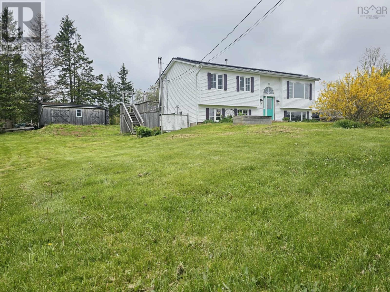22 Apple Dr, Onslow Mountain, NS B6L 6A5
