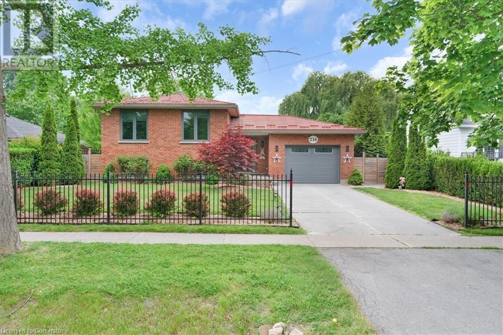 214 Mary St, Niagara-on-the-lake, ON L0S 1J0