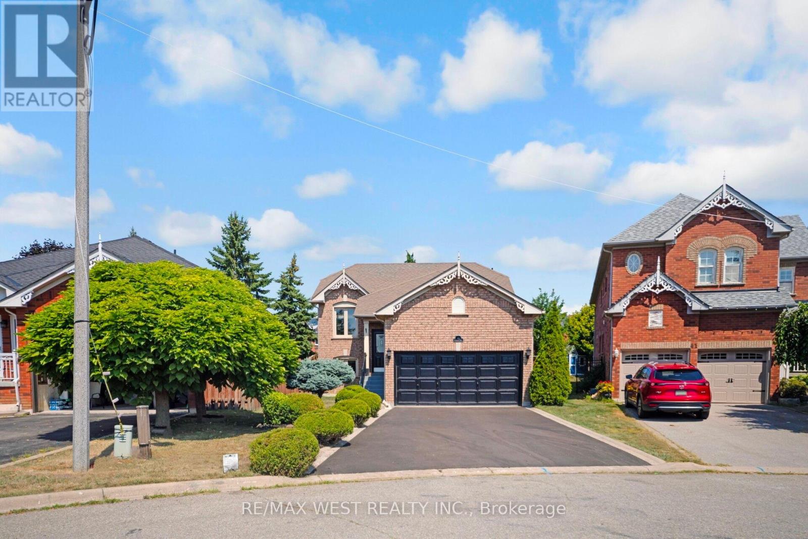 43 Flemington Dr, Caledon, ON L7C 1B7