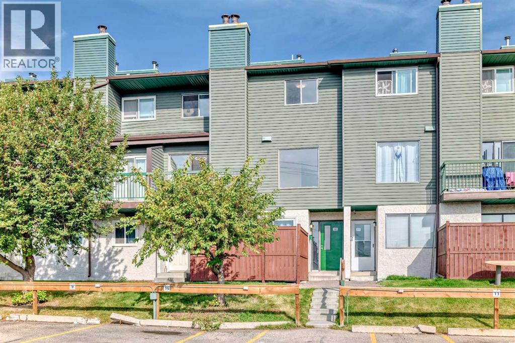 2511 38 Street Ne Unit 10, Calgary, AB T1Y 4M7