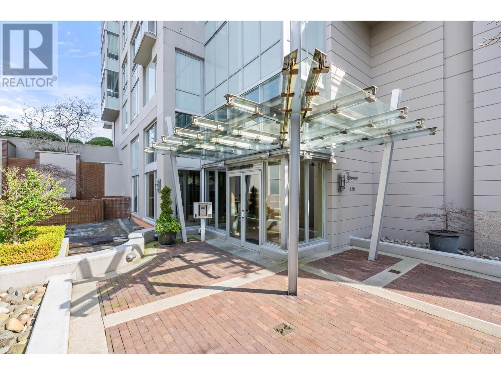 120 W 16th Street Unit 701, North Vancouver, BC V7M 3N6