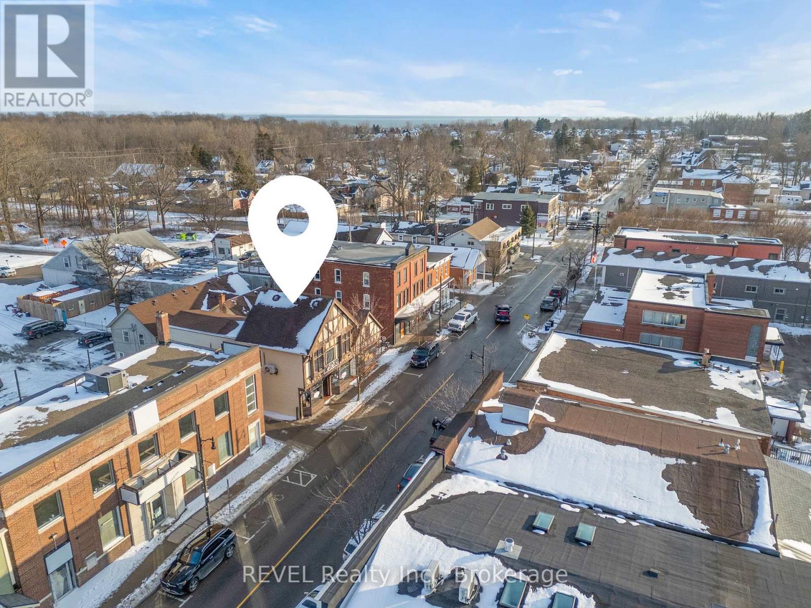 300-304 Ridge Rd N, Fort Erie, ON L0S 1N0