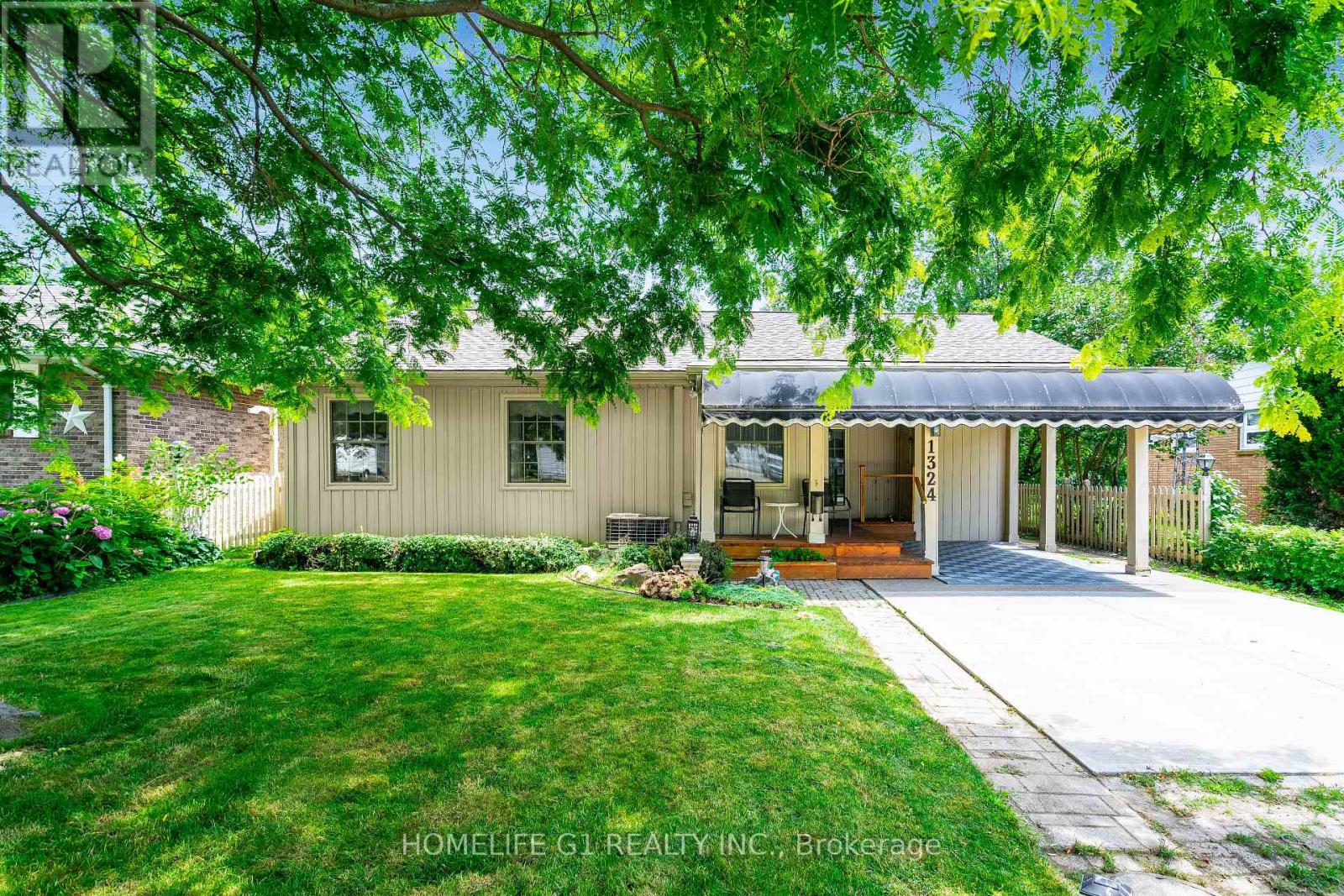 1324 Orchard Blvd, Kingsville, ON N9T 2R7