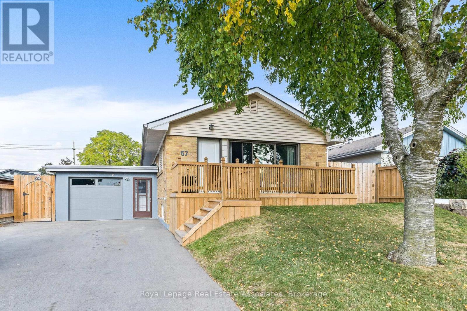 67 Roseford Ter, Halton Hills Ac Acton, ON L7J 2L2