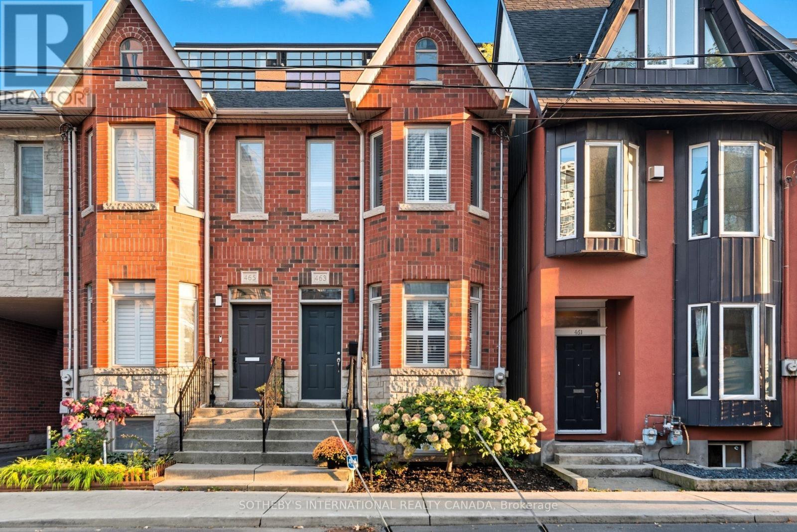 463 Shuter St, Toronto, ON M5A 1X4