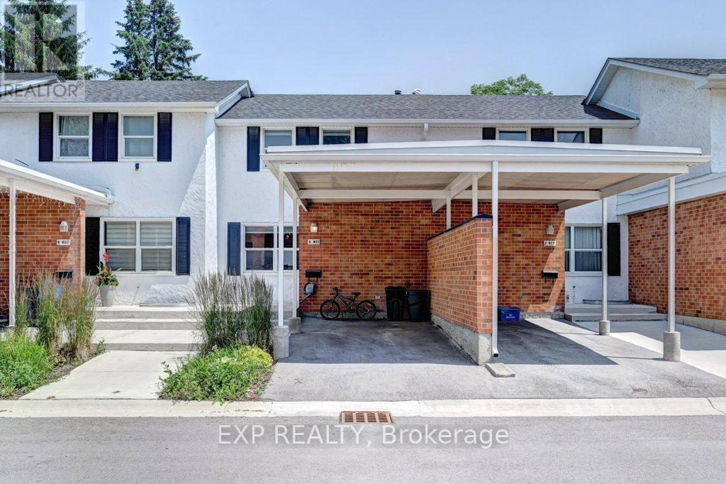 3 407 Keats Way, Waterloo, ON N2L 5S7
