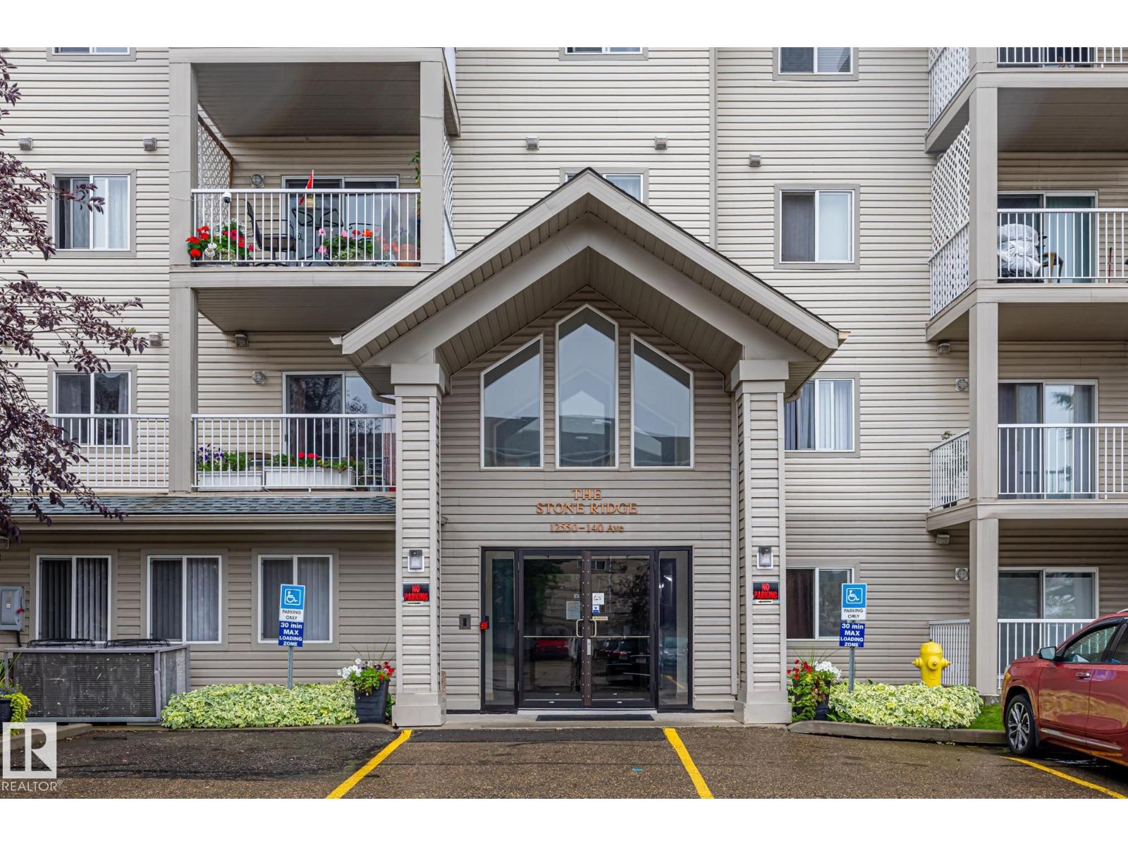 12550 140 Avenue Northwest #308, Edmonton, AB T5X 6J4
