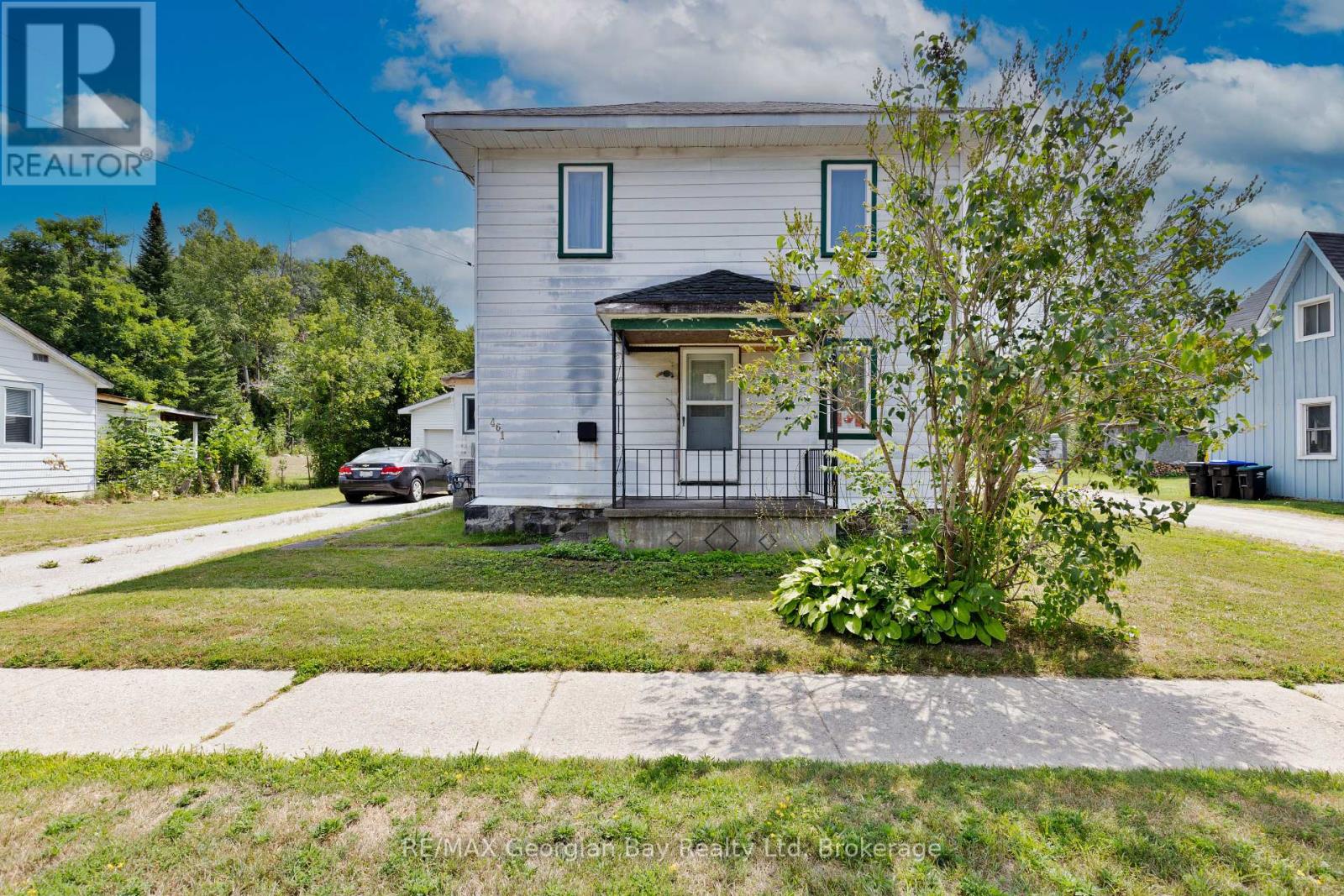 461 William St, Tay, ON L0K 2A0