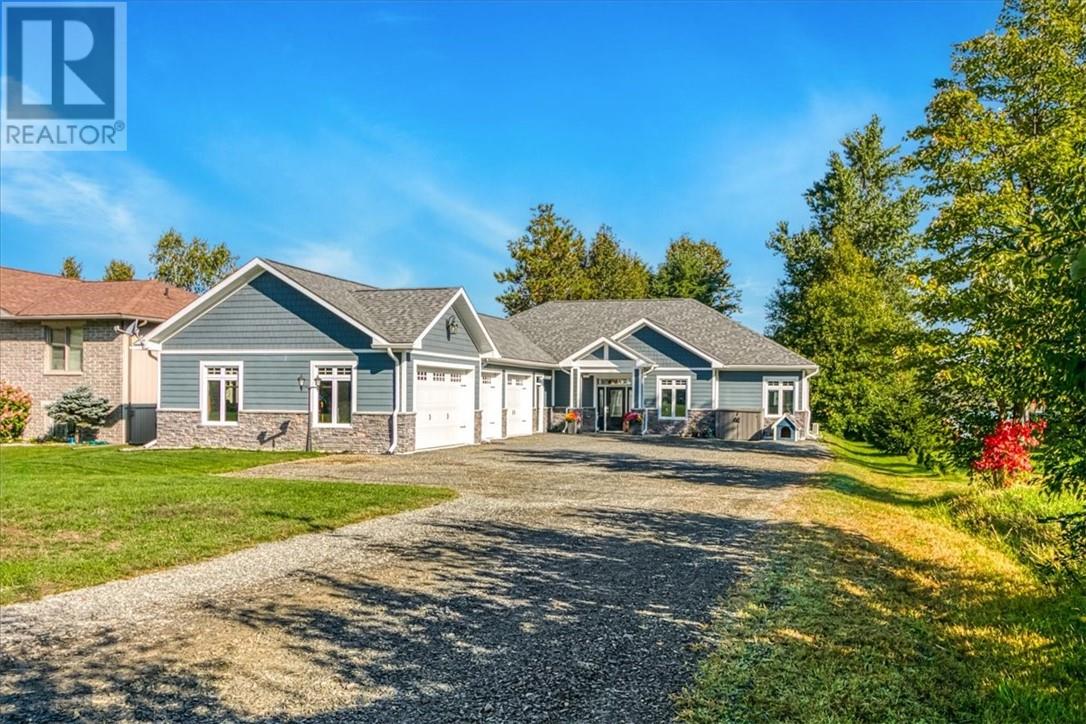 2354 S Shore Rd, Sudbury, ON P3G 1M3