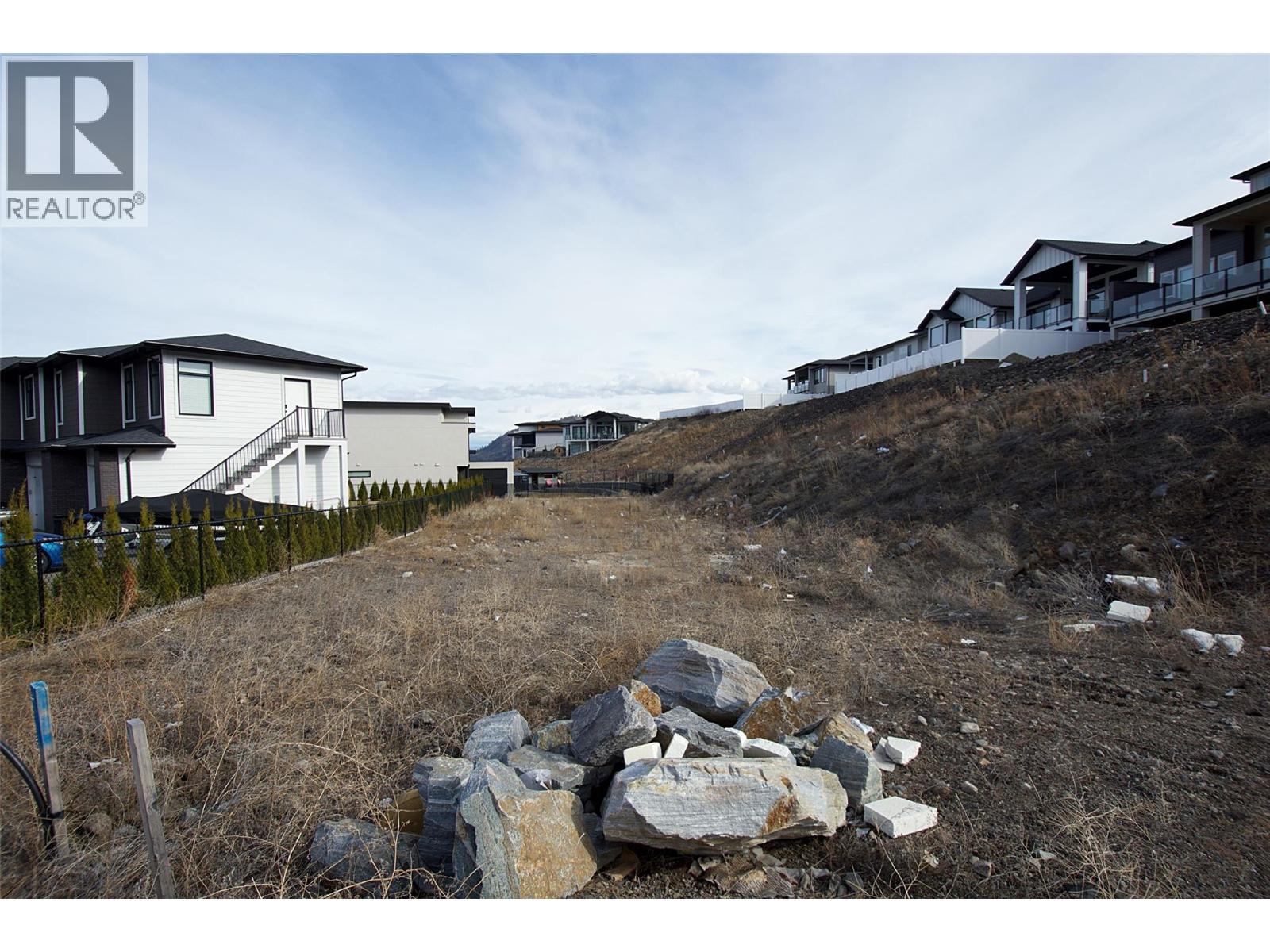 2703 Ridgemount Dr, West Kelowna, BC V4T 0E3
