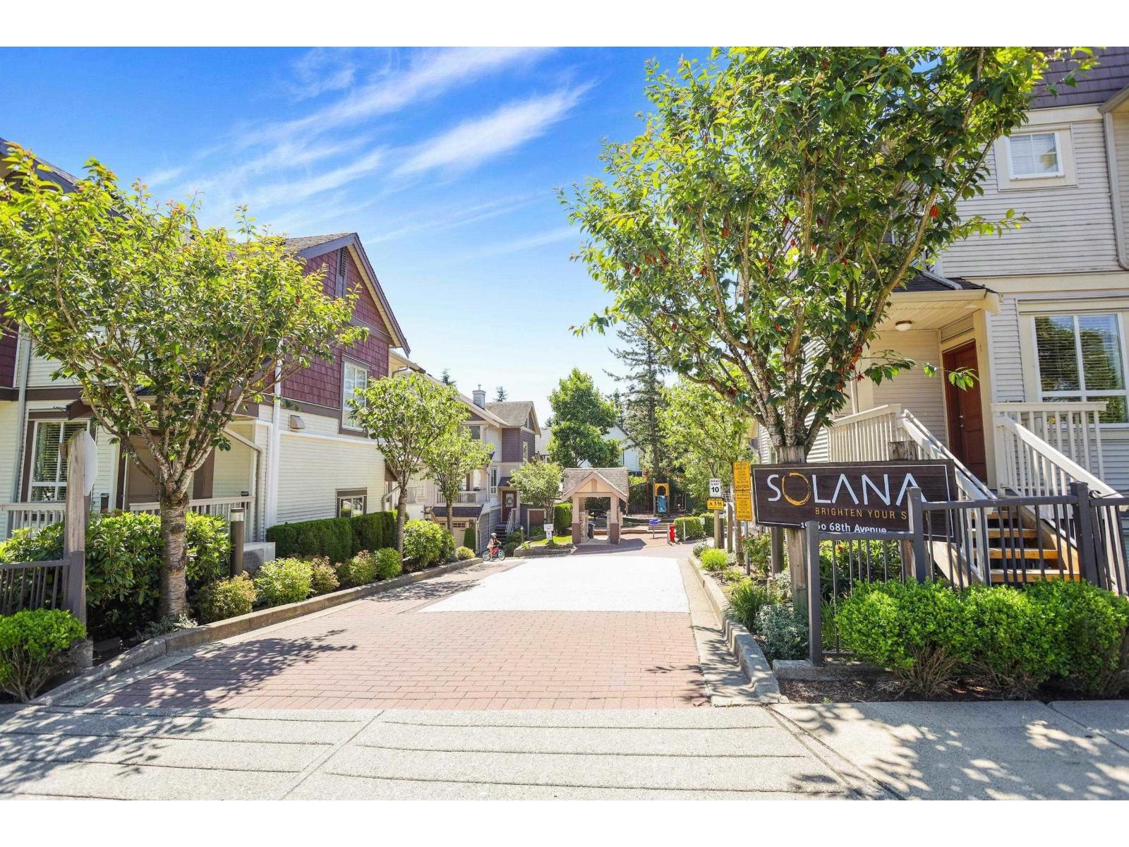 19560 68 Avenue Unit 37, Surrey, BC V4N 5Y5