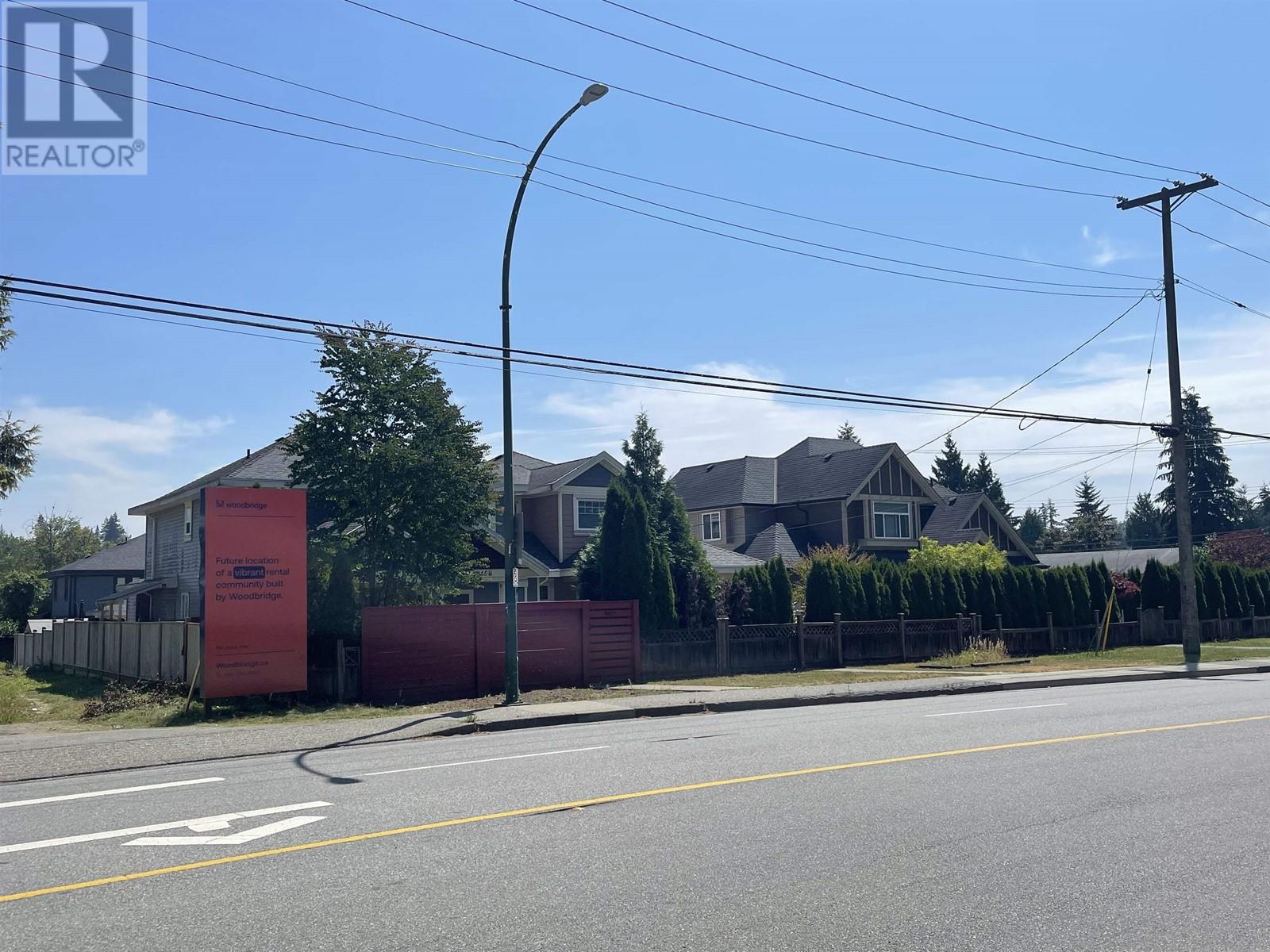 945 Robinson St #b, Coquitlam, BC V3J 4G9