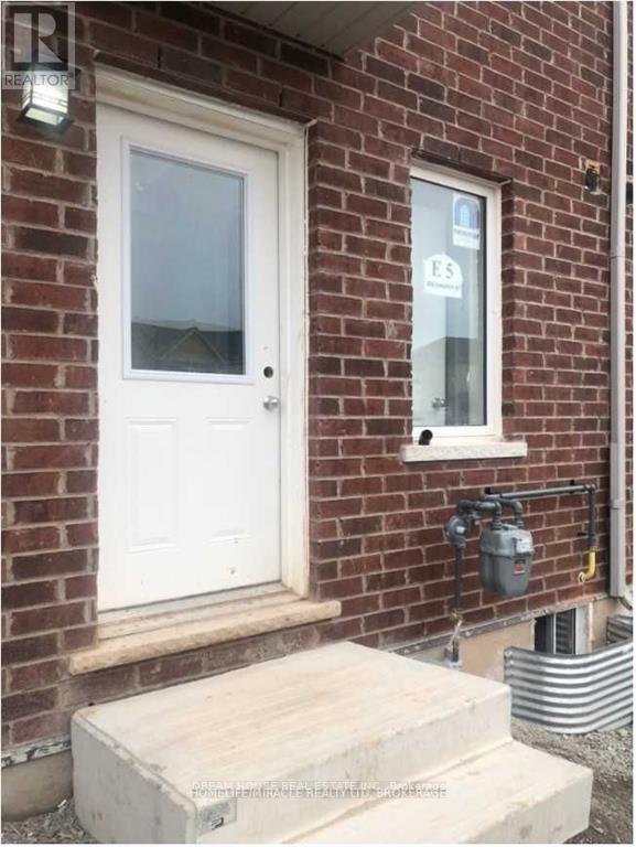 325 Chaffey St E5 St, Welland Lincolncrowland, ON L3B 2W4