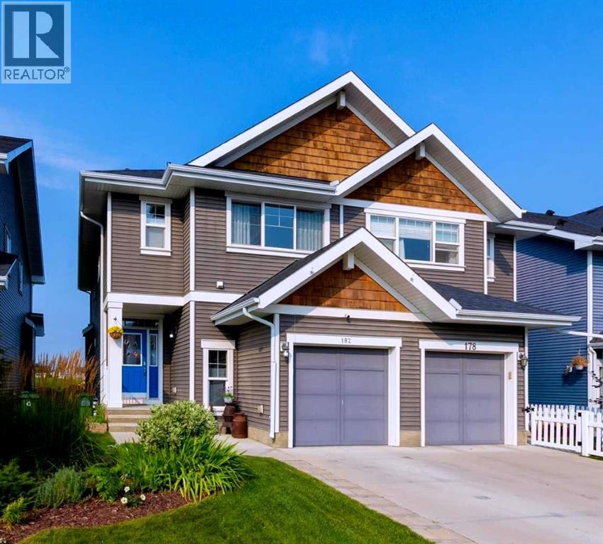 182 River Heights Cres, Cochrane, AB T4C 0V1