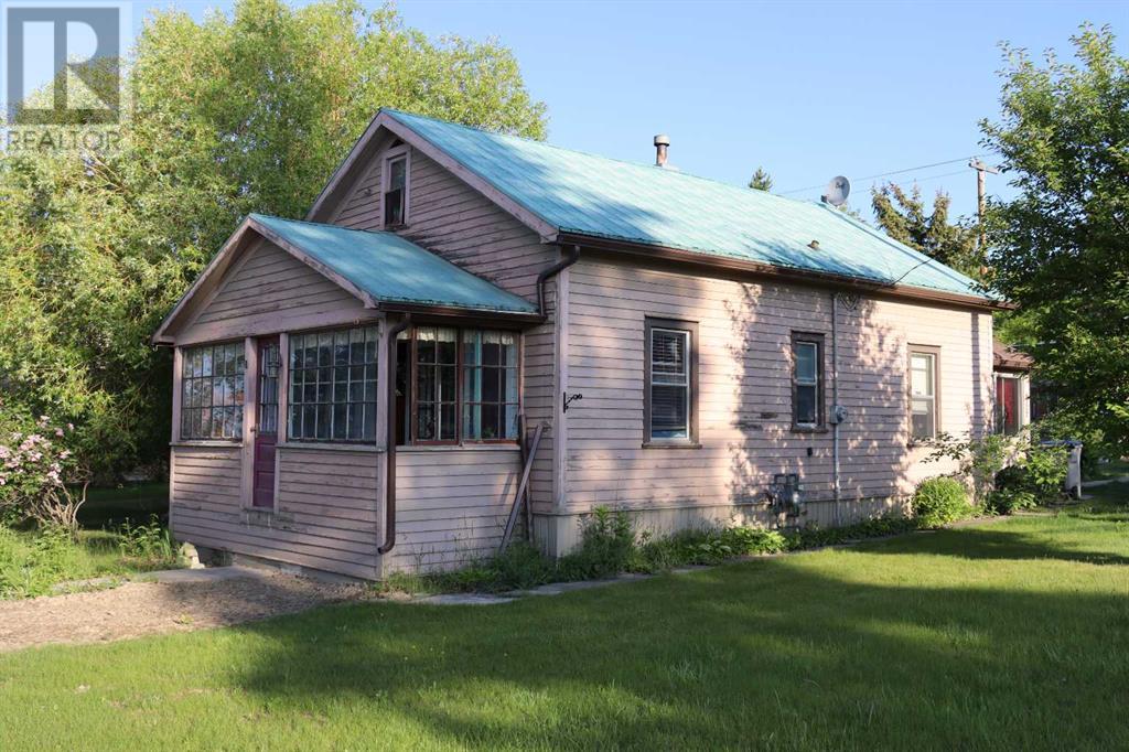 4 Avenue Unit 4702, Edson, AB T7E 1C6