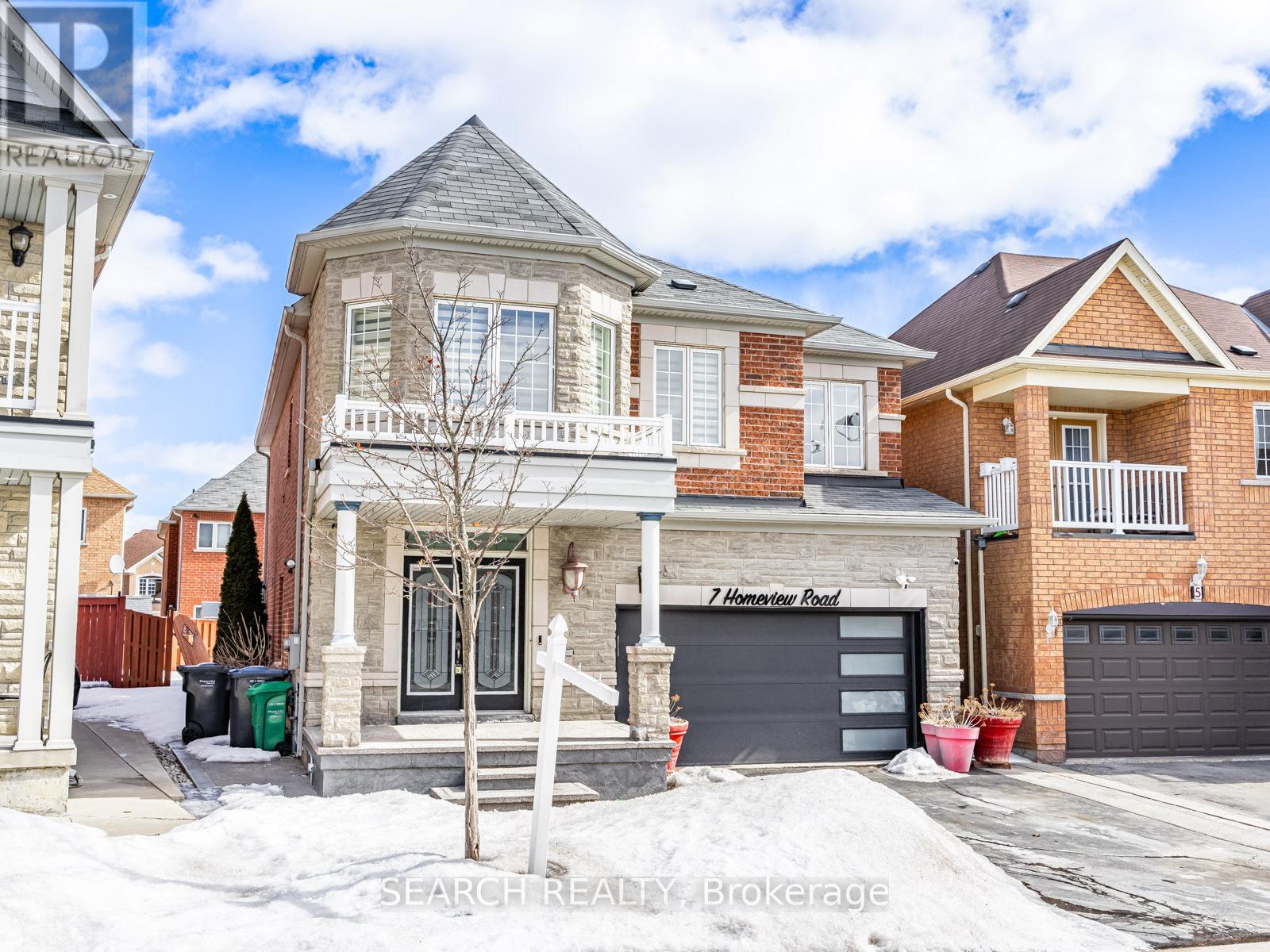 7 Homeview Rd, Brampton, ON L6P 2L9