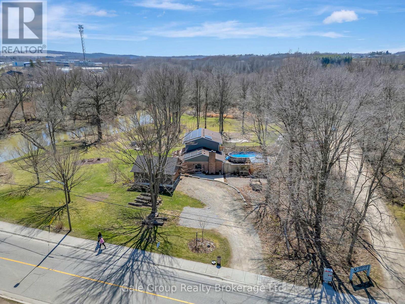 391 Tecumseh St, Woodstock, ON N4T 1W3