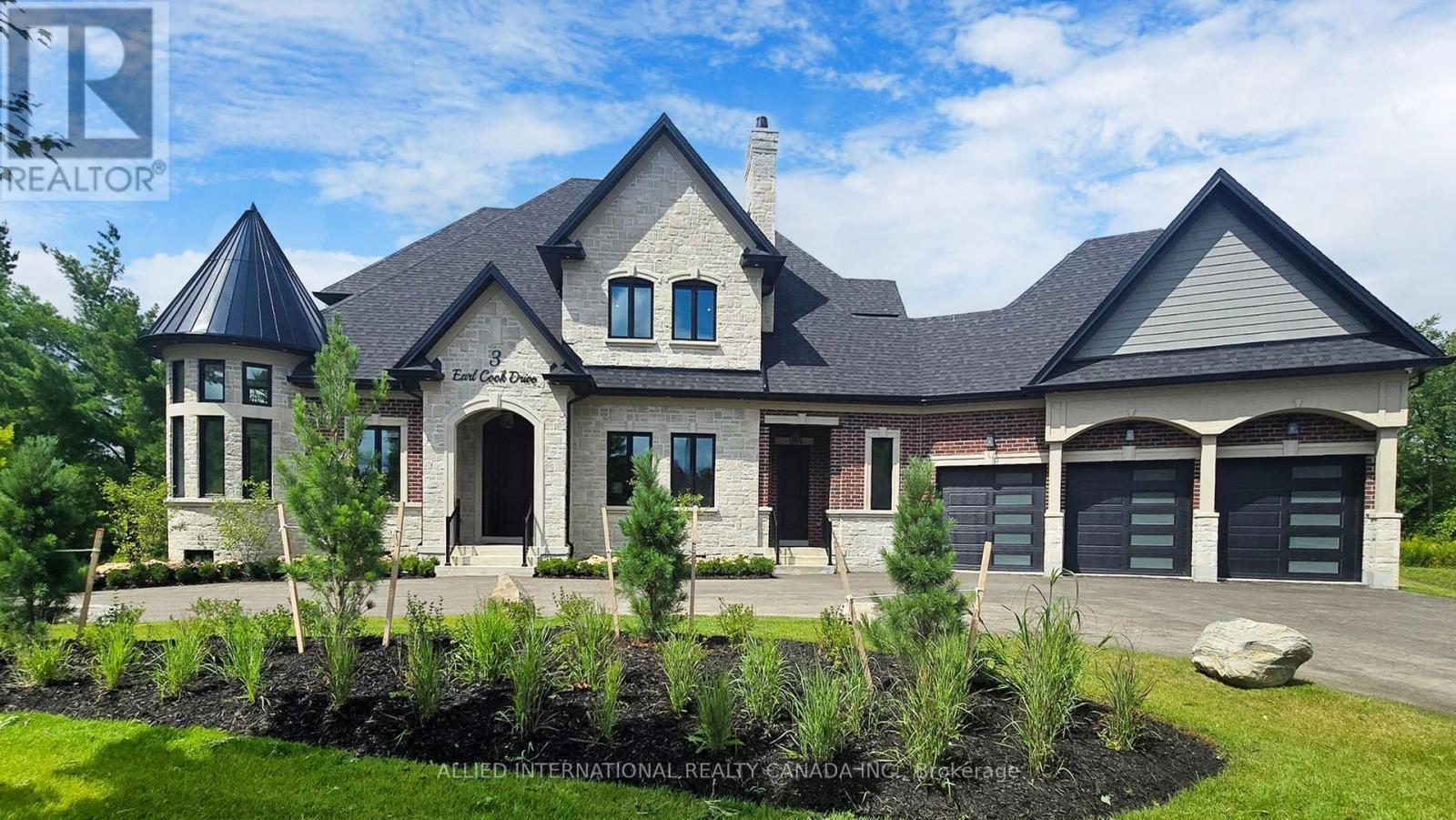 3 Earl Cook Dr, Whitchurch-Stouffville, ON L4A 1L5