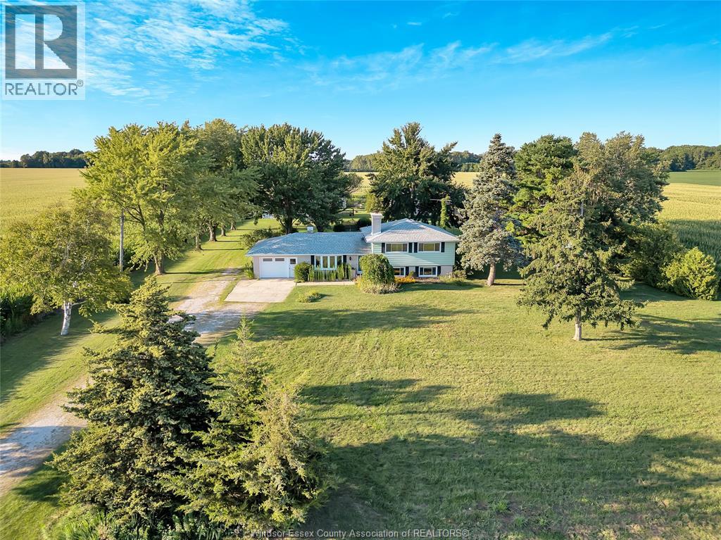 366 Road 2 W, Kingsville, ON N9Y 2E4