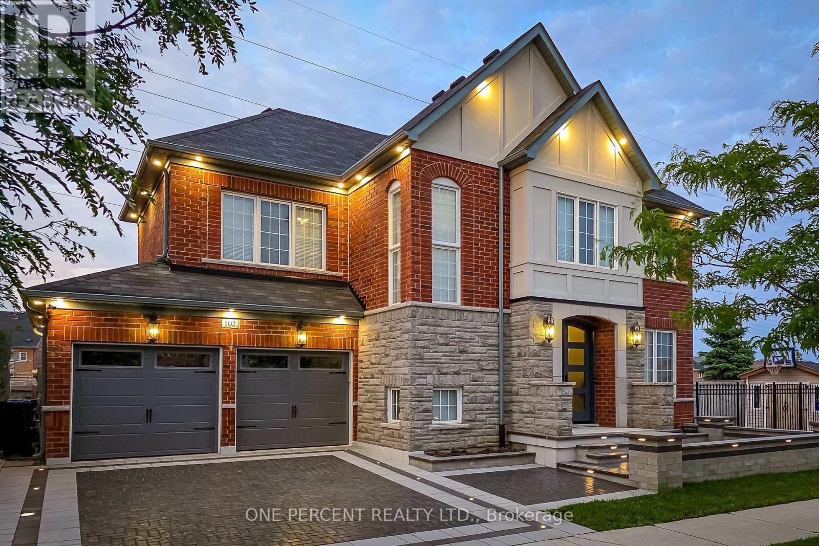 102 Monkton Cir, Brampton Credit Valley, ON L6Y 5Z5