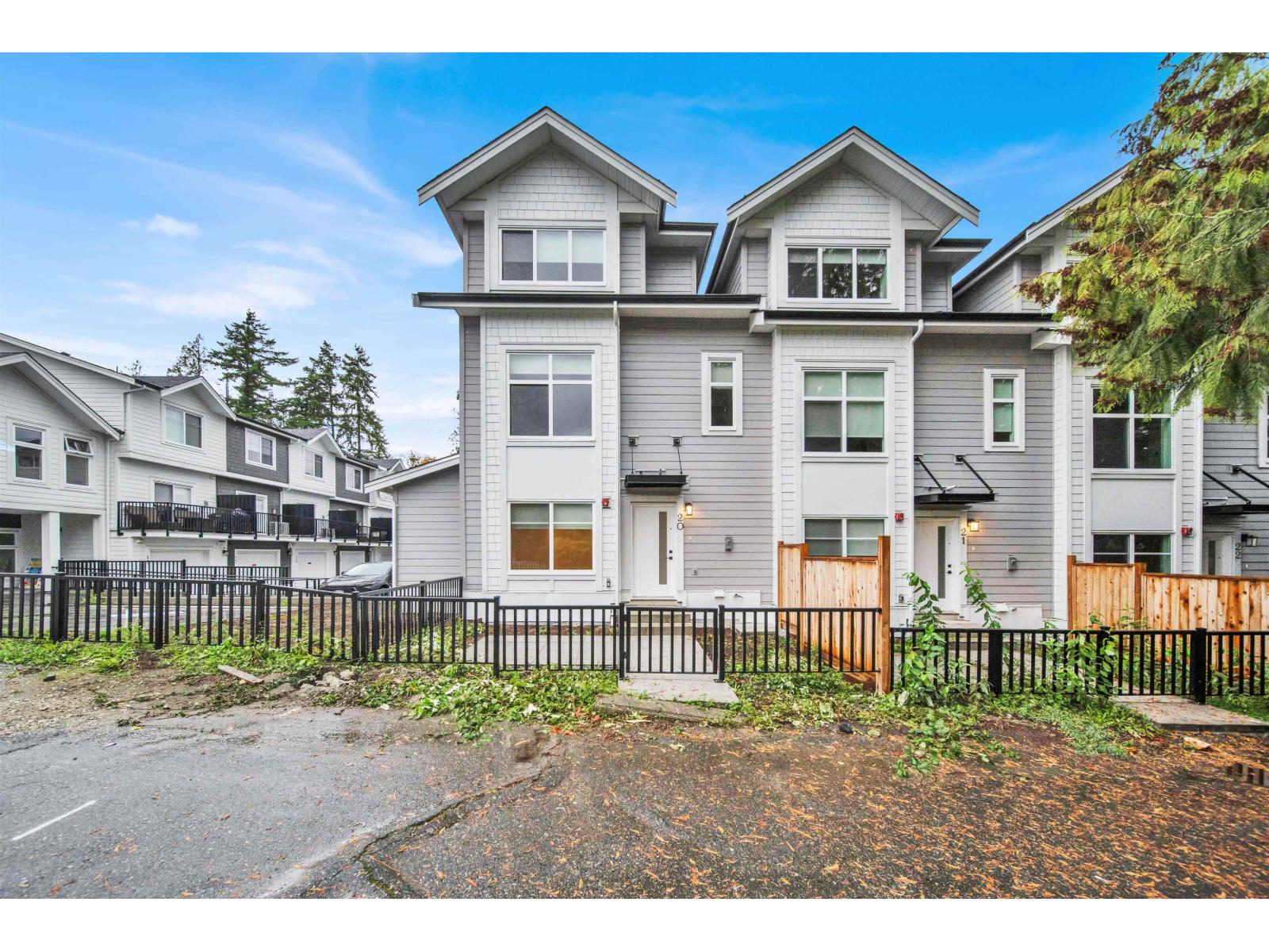 12770 105 Avenue Unit 20, Surrey, BC V3V 0H2