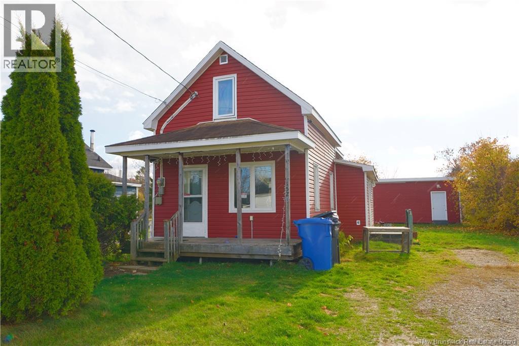 1520 St Mary Ave, Bathurst, NB E2A 2E3