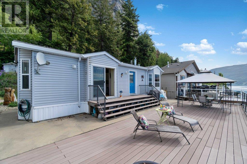 4109 Hacking Road Unit 4 Rd #4, Tappen, BC V0E 2X1
