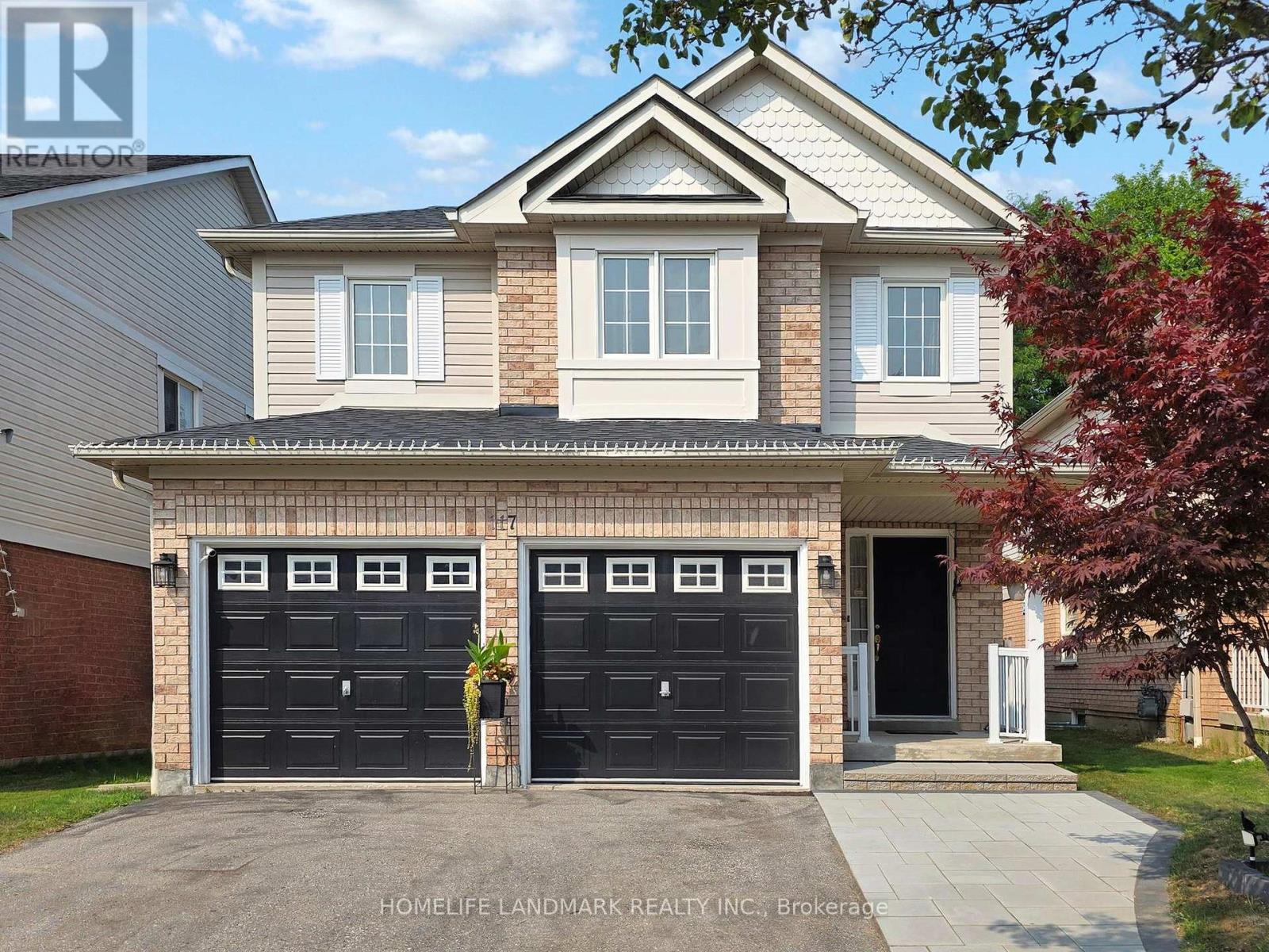 117 Toscana Dr, Whitby, ON L1R 2Z9
