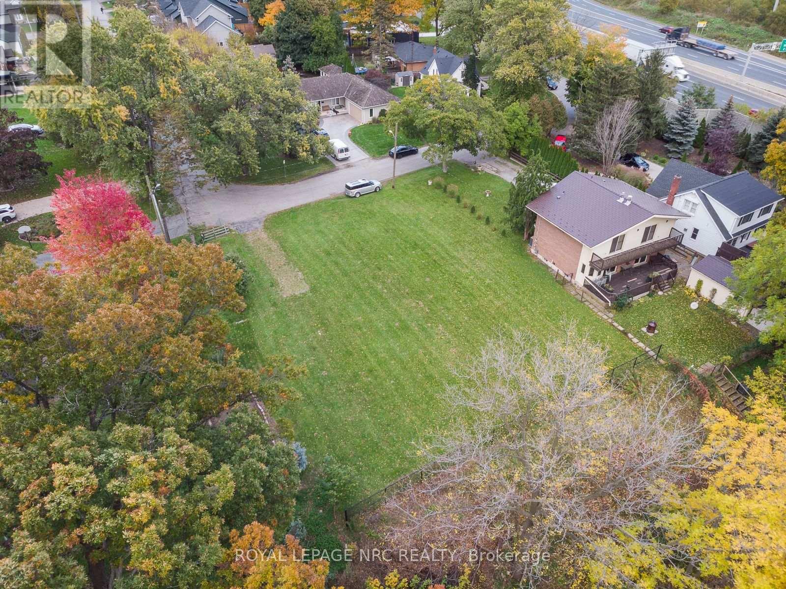 56 Henley Dr #a, St. Catharines, ON L2N 4A9