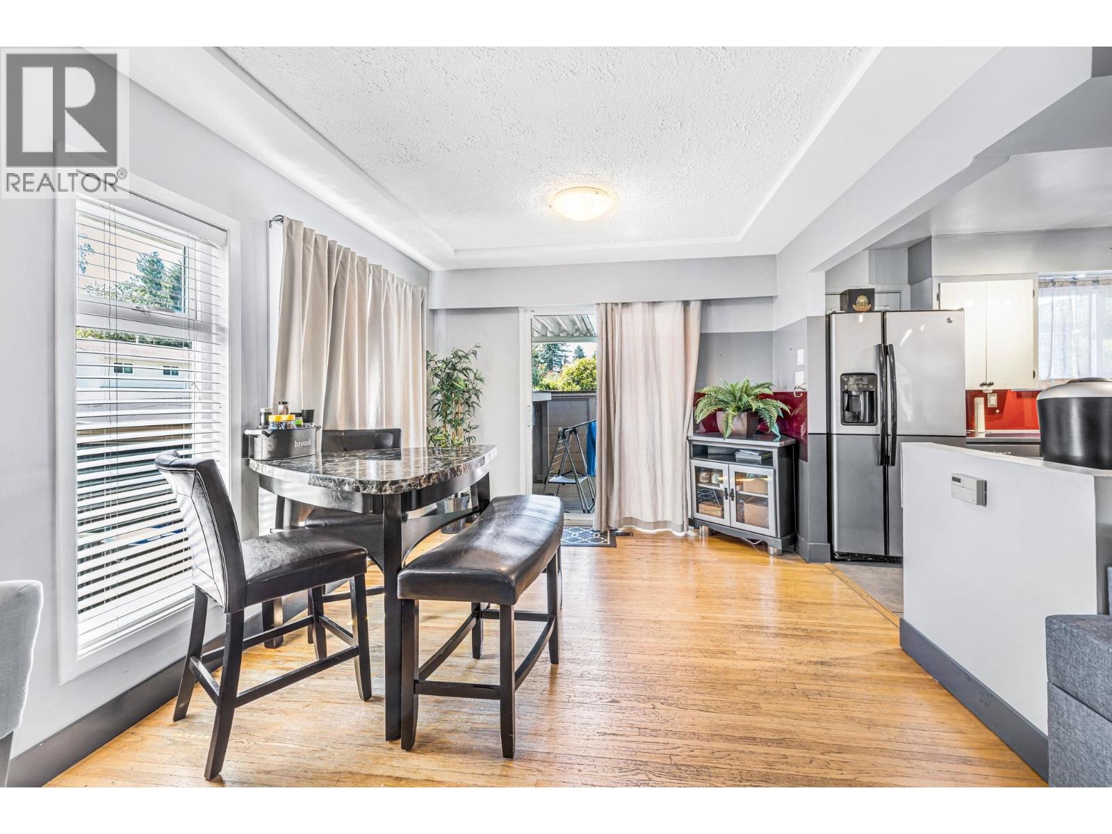 2715 Coast Meridian Rd, Port Coquitlam, BC V3B 3M6