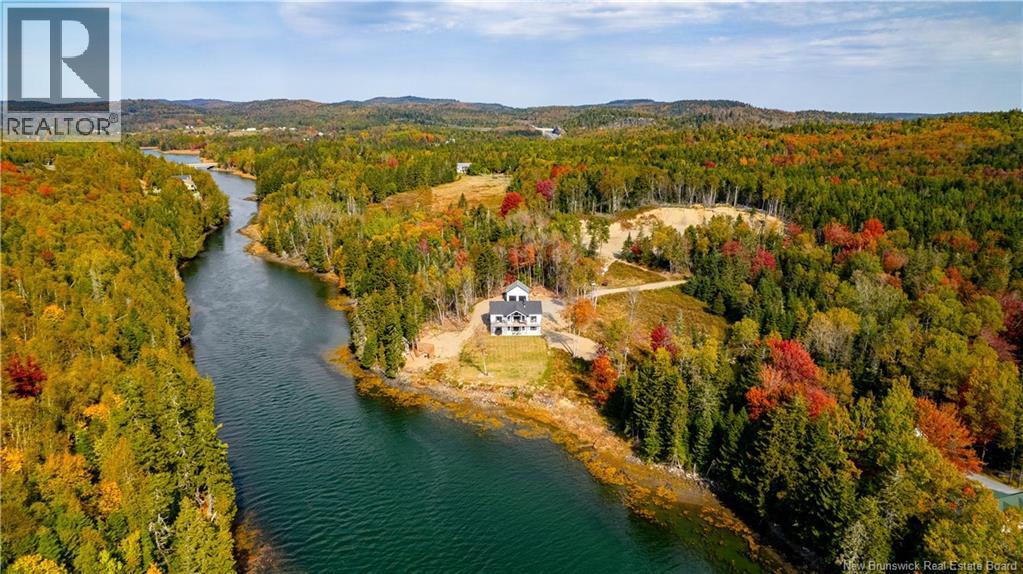 80 Fiander Rd, Bocabec, NB E5B 3M4