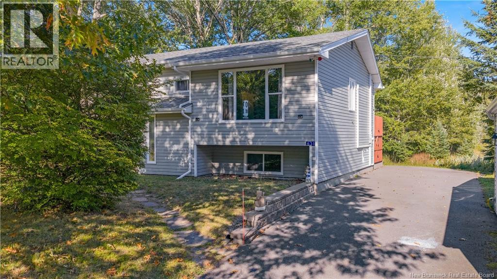 631 Kennebecasis River Rd, Hampton, NB E5N 6L8