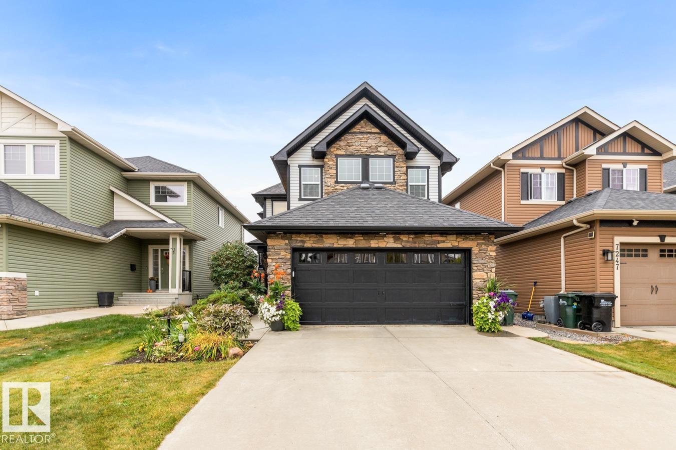 7243 Essex Way, Sherwood Park, AB T8H 0L3
