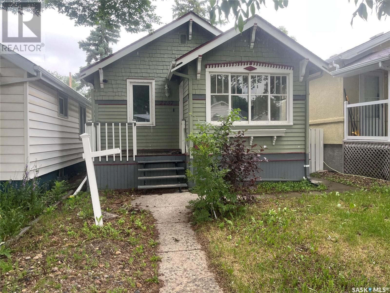 2237 Broder St, Regina, SK S4N 3S7