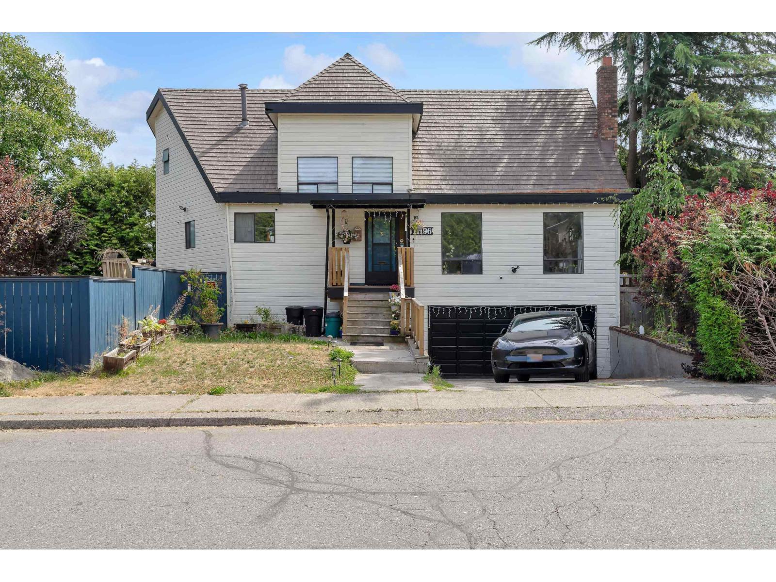 11196 Monroe Dr, Delta, BC V4C 7T4