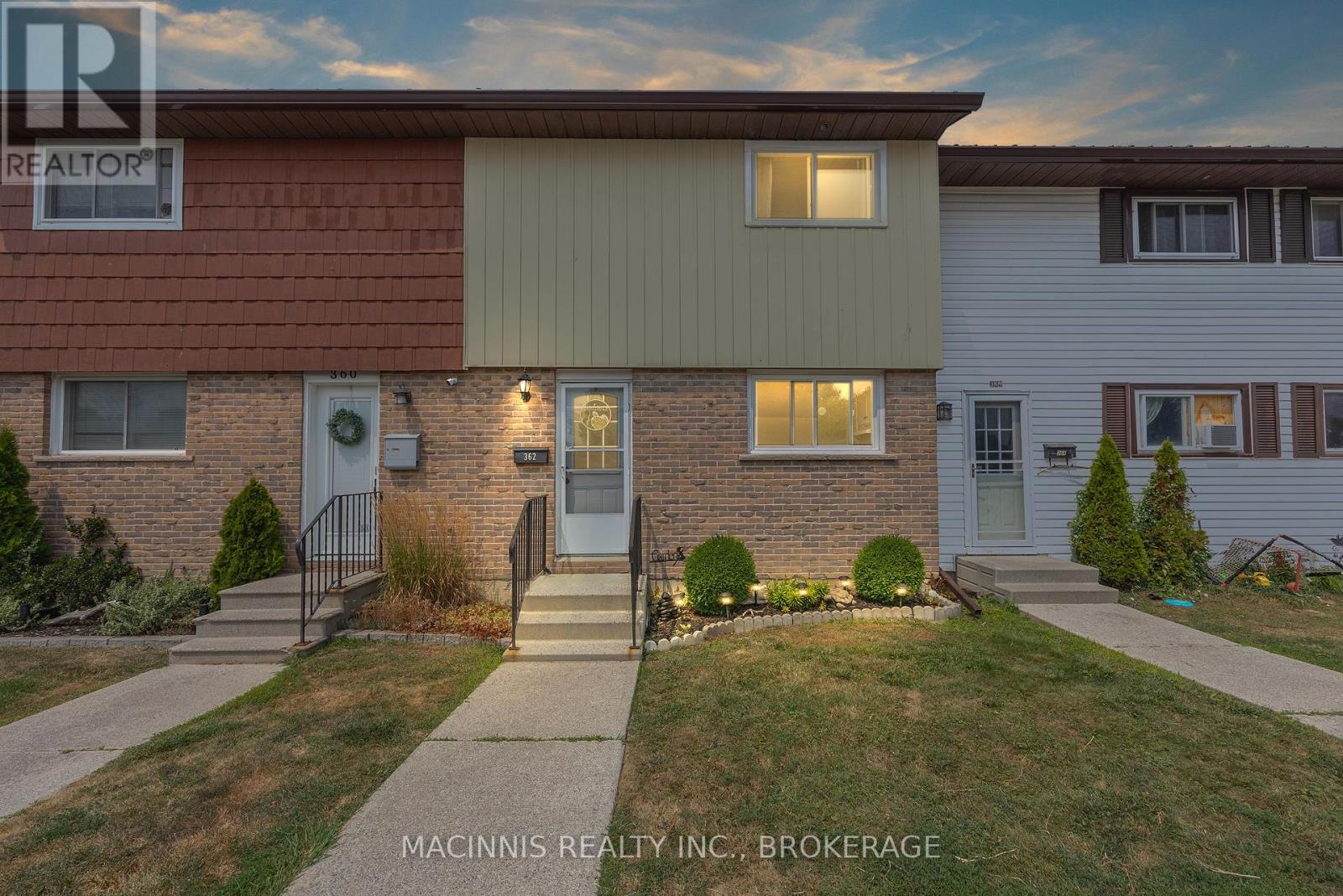 362 Forsyth St, Gananoque, ON K7G 2Y1