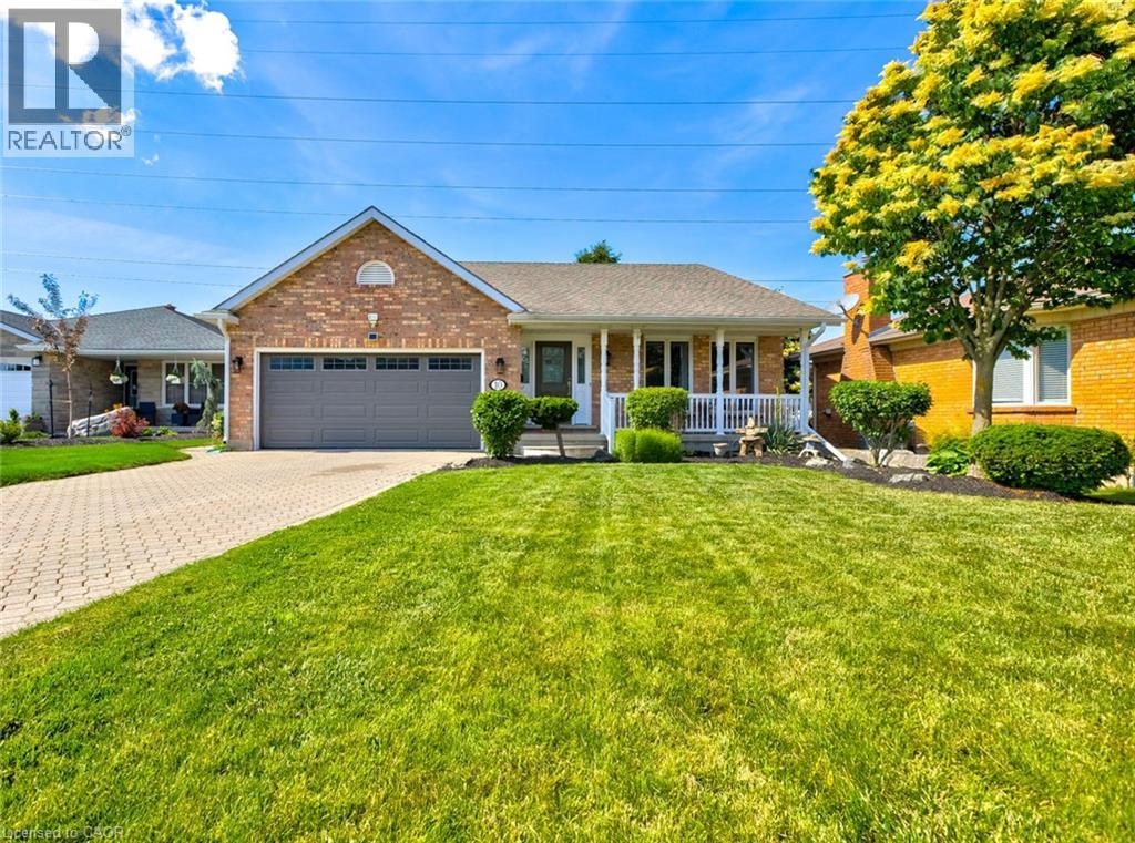 10 Glen Abbey Ct, Woodstock, ON N4S 8S8