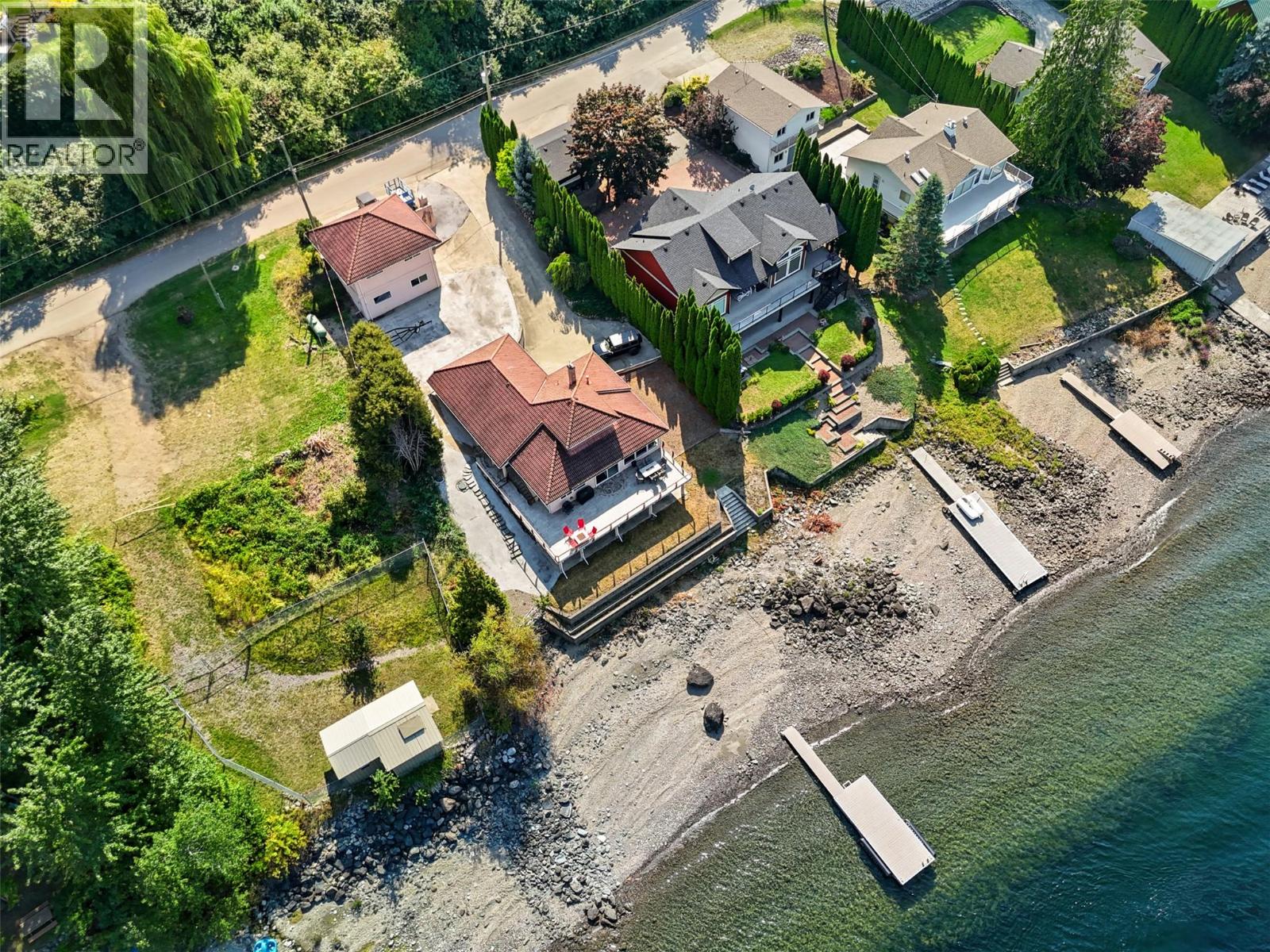 4071 Reid Rd, South Shuswap, BC V0E 1T0